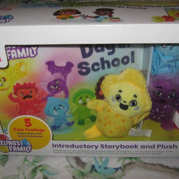 NWT Isabella's Day at School with 5 Plushies PLUS Big Feelings Pineapple - Picture 3 of 12